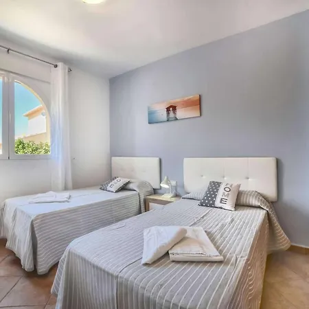 Alaska - Plusholidays Villa Calpe